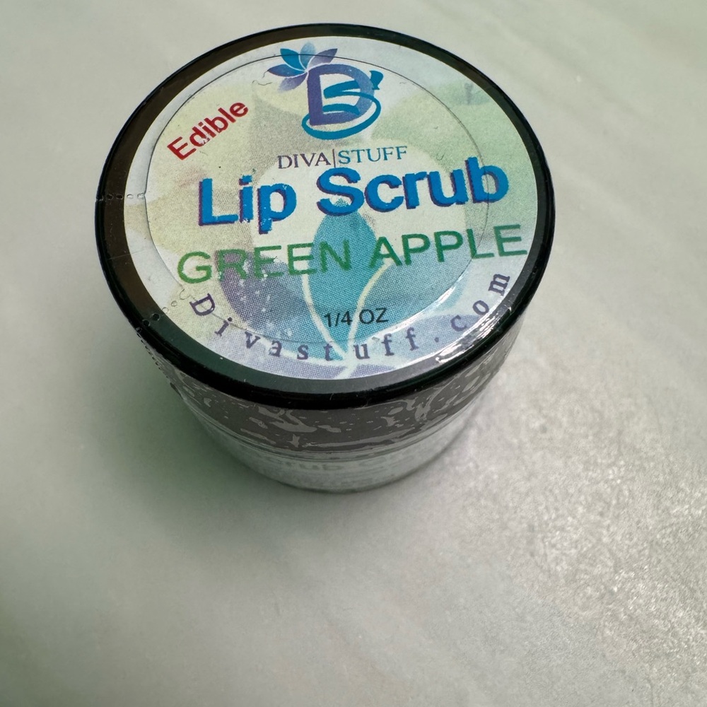Green Apple Lip Scrub - Free with Purchase!